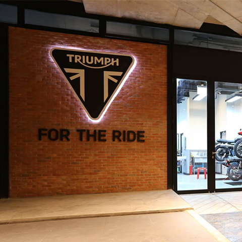 TRIUMPH SHOWROOM วิภาวดี